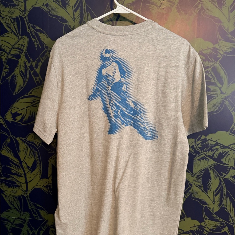 Harley-Davidson Men's Gray Tee with Blue Logo - Picture 2 of 5